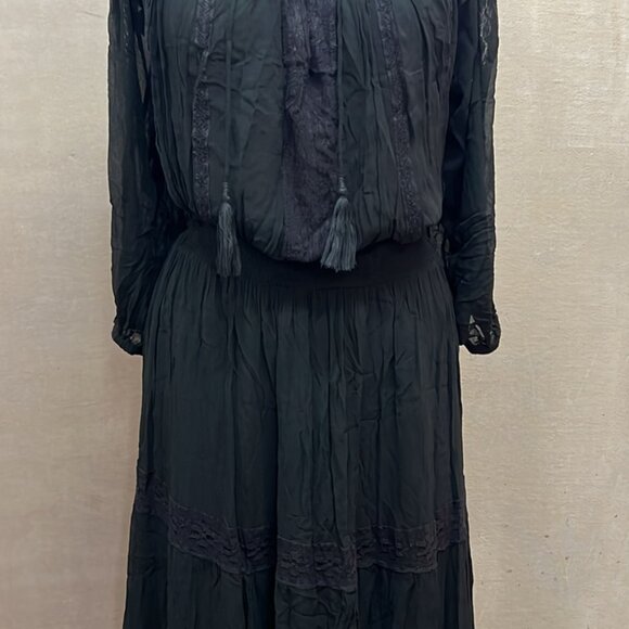 Black Bahamian style dress by Miss June Paris. - Picture 3 of 14